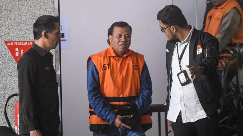 KPK Telusuri Asal Uang Amplop Bupati Kuansing, Diduga Berasal dari Dana KUD