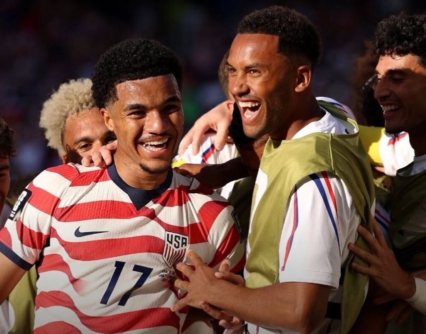 Bermain dengan 10 Pemain! Amerika Serikat Tetap Bungkam Bosnia 2-0, Lolos ke 16 Besar Piala Dunia 2026
