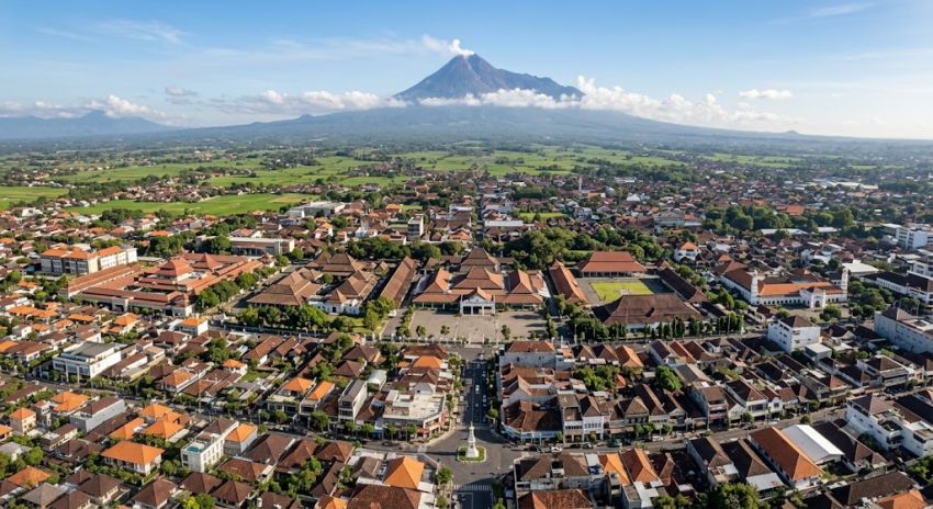 Cuaca DIY Hari Ini: Seluruh Wilayah Diprakirakan Cerah, Suhu Capai 30 Derajat Celsius