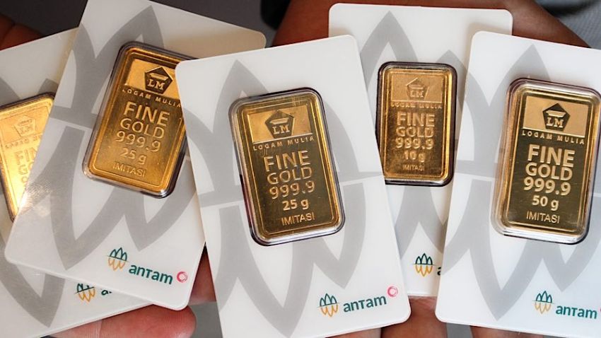 Harga Emas Antam Berbalik Turun, Buyback Ikut Rontok Rp15.000 dalam Sehari