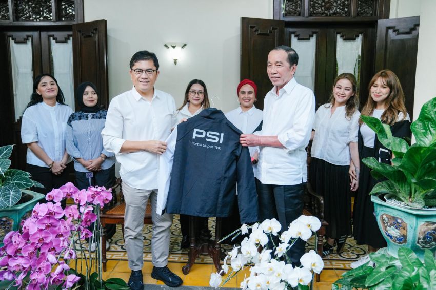 PSI Tambah Amunisi Politik, Adik Ipar Jokowi dan Badrus Zaman Resmi Berseragam Partai