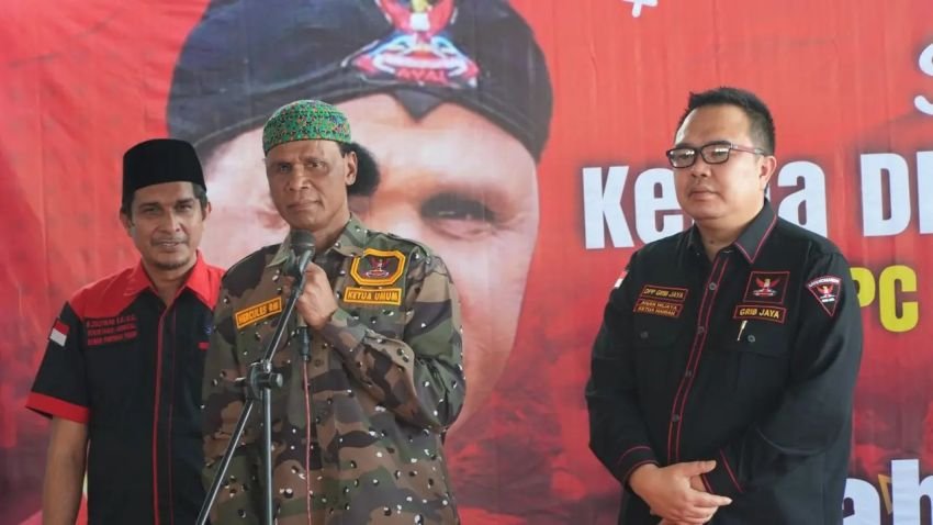 Viral Video Hercules di Lokasi Rusuh Disorot, GRIB Jaya Pasang Badan: Beliau Datang Justru untuk Bubarkan Massa Secara Damai!