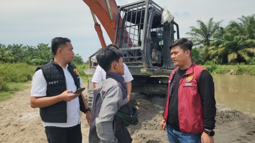 Polisi Bongkar Dugaan Galian C Ilegal di Batu Bara, Empat Orang dan Alat Berat Diamankan