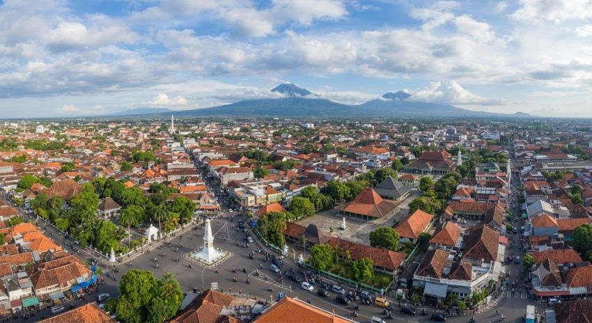 Cuaca Yogyakarta Hari Ini, Sabtu 8 Agustus: Berawan hingga Cerah Berawan, Suhu Capai 32 Derajat