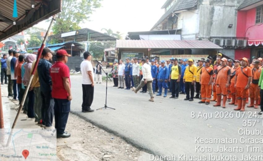 Ciracas Berbenah! Jalan Lapangan Tembak Ditata, Kali Dikeruk dan Kabel Dirapikan demi Kenyamanan Warga dan UMKM