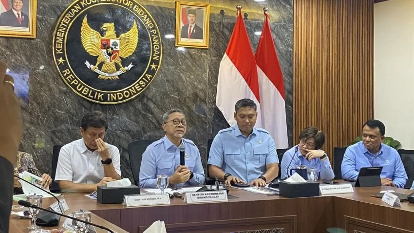'Keracunan Enggak Boleh Terjadi Lagi!' Zulhas Kasih Waktu 2 Bulan untuk BGN Baru Benahi Karut-marut MBG
