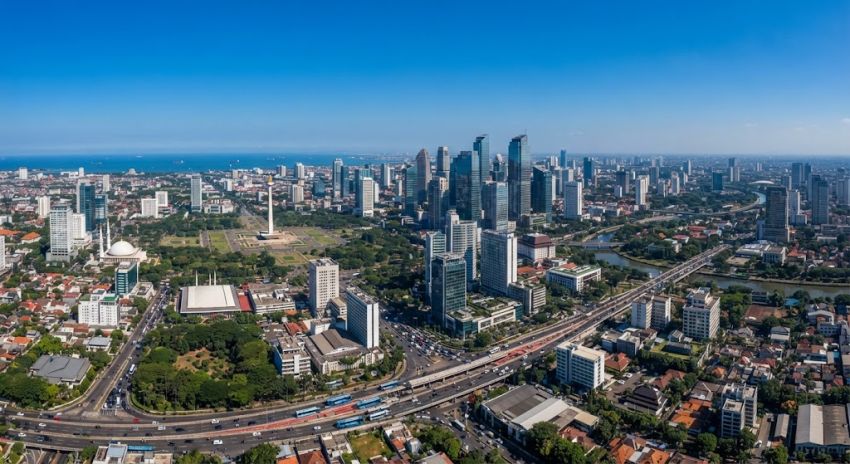 Prakiraan Cuaca Jakarta Sabtu 22 Agustus 2026: Seluruh Wilayah Cerah, Suhu Capai 35 Derajat