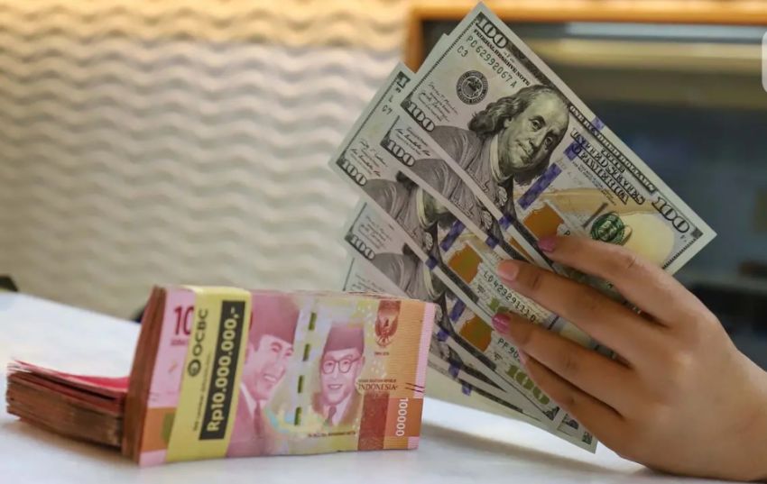 Rupiah Ditutup Melemah ke Rp17.721 per Dolar AS