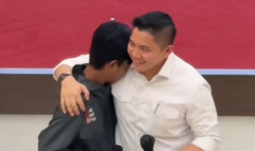 Bantah Sekolah Rakyat Tak Bermutu, Seskab Teddy: 43 Ribu Anak Putus Sekolah Kini Kembali Belajar