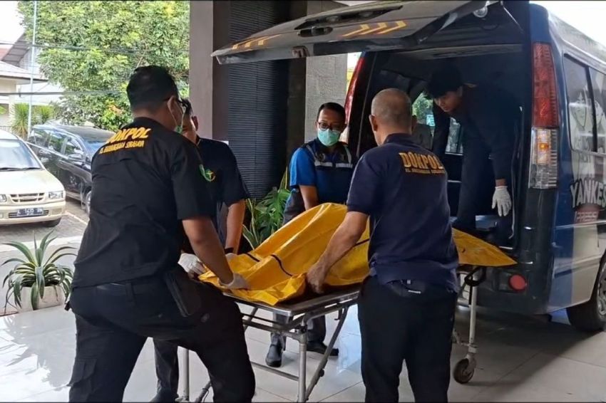 Lima Jenazah Korban Kapal Terbakar Tiba di RS Bhayangkara Surabaya