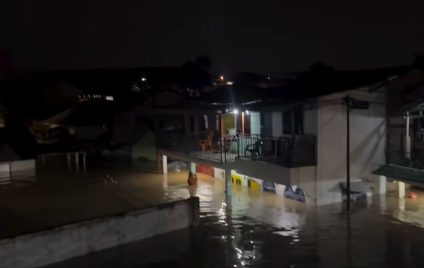 Tanpa Setetes Hujan, Banjir Kiriman Sungai Deli Naik 3 Meter Semalam, 803 Rumah di Medan Maimun Terendam