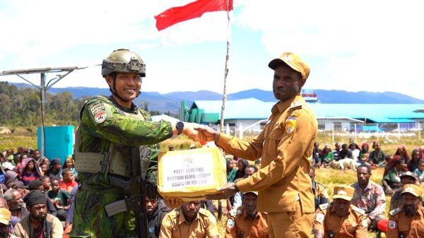 Prajurit TNI Tembus Medan Ekstrem, Bawa Harapan bagi Warga Papua yang Dilanda Krisis Pangan