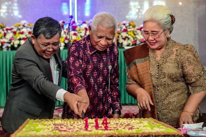 HUT ke-114 HKBP Medan Sudirman, Wagub Sumut Pastikan Bangunan Heritage Tetap Terjaga