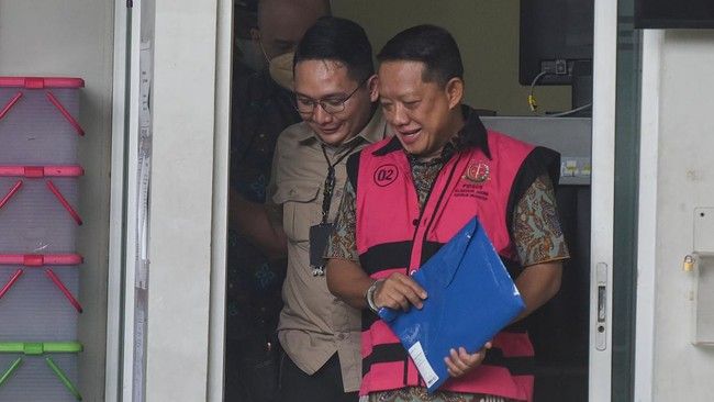 Eks Jampidsus Febrie Adriansyah Diperiksa 7 Jam, Penyidik Kejagung Ajukan Lebih dari 20 Pertanyaan