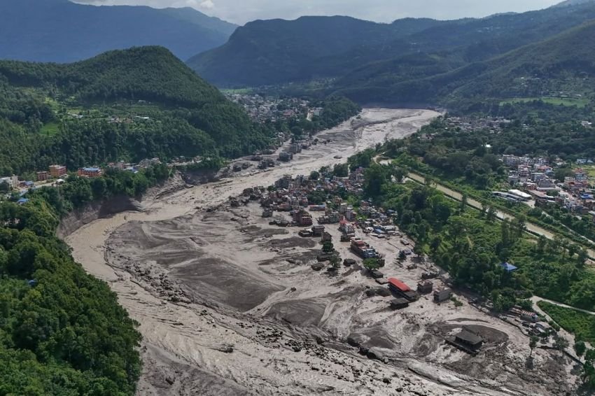 Dari Prajurit hingga 933 Pekerja PLTA, Ribuan Orang Masih Hilang usai Banjir Bandang Nepal-China Tewaskan 682 Jiwa