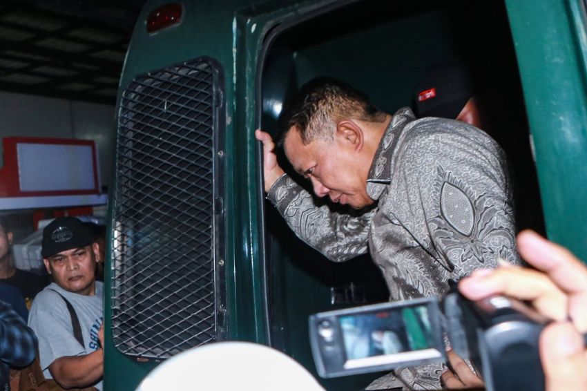 Eks Jampidsus Febrie Adriansyah Diperiksa Hari Ini, Kasusnya Segudang