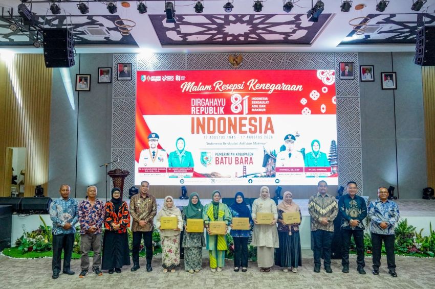 Bupati Batu Bara Apresiasi Paskibraka pada Malam Resepsi Kenegaraan HUT ke-81 RI