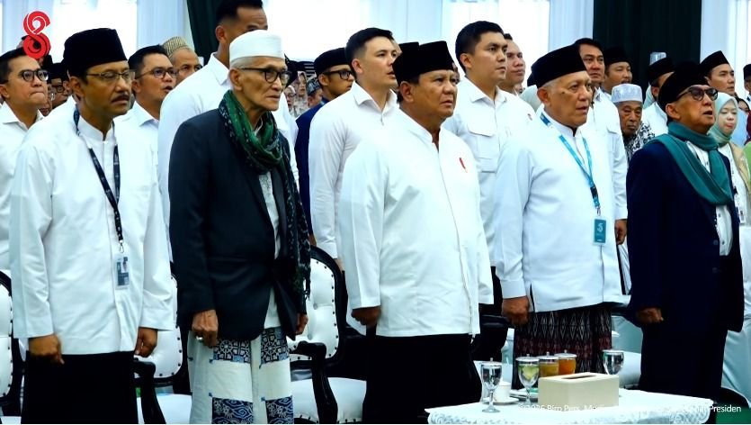 Disambut Salawat Badar, Prabowo Hadiri Penutupan Muktamar ke-35 NU