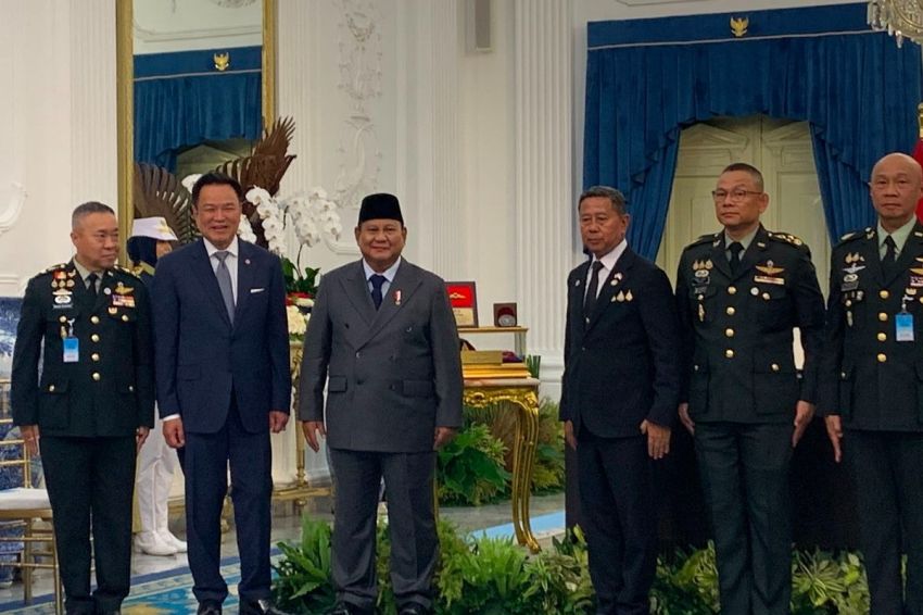 Dijuluki Ikon Militer oleh PM Thailand, Prabowo Diganjar Penghargaan Kehormatan