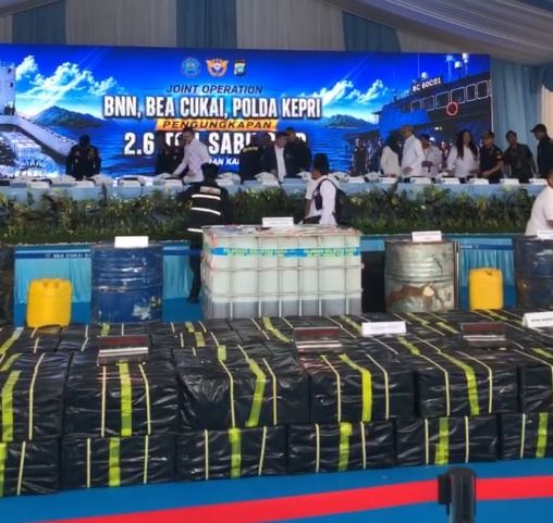 BNN Gagalkan Penyelundupan 2,6 Ton Narkotika Cair di Karimun, Senilai Rp8,5 Triliun
