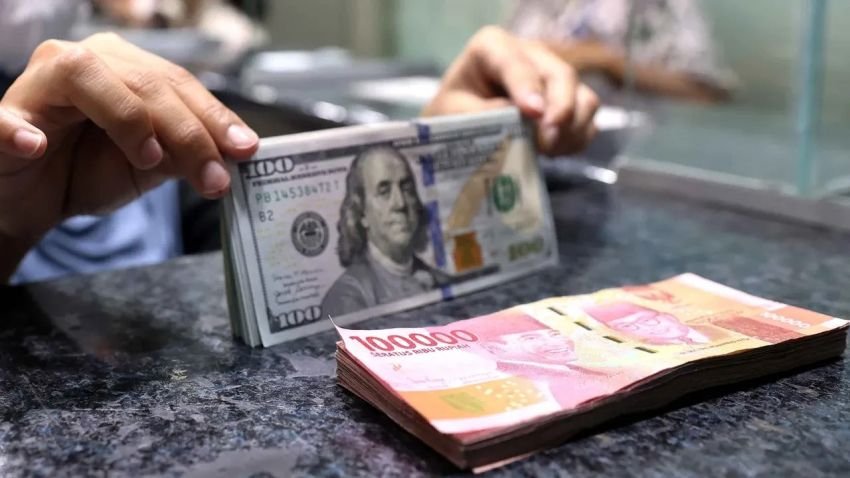 Di Tengah Won Korea dan Mata Uang Asia Tertekan, Rupiah Justru Bertahan Stabil di Rp17.877