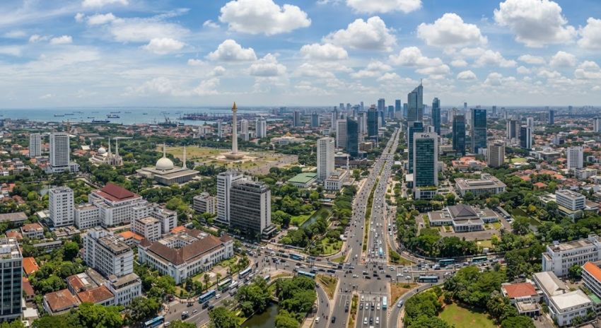 Cuaca Jakarta Hari Ini, Minggu 16 Agustus 2026: Mayoritas Wilayah Cerah Berawan