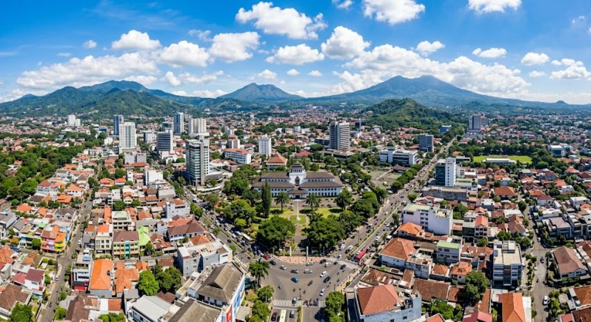 Cuaca Jawa Barat Hari Ini, Rabu 5 Agustus: Mayoritas Wilayah Cerah, Sejumlah Kota Berawan