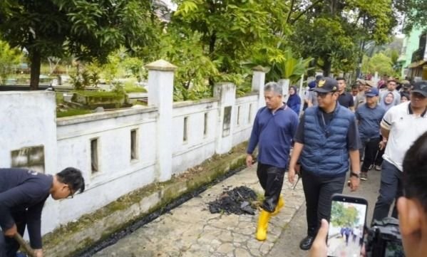 Jelang HUT ke-81 RI, Rico Waas Gerakkan Gotong Royong Serentak di 21 Kecamatan Medan