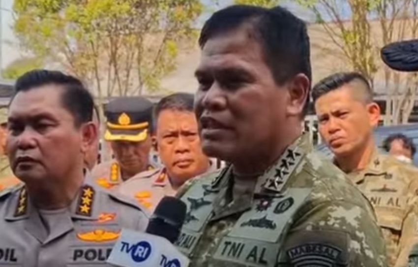 Tinjau Karhutla Kalsel, KSAL Muhammad Ali: Tidak Separah yang Viral di Media Sosial