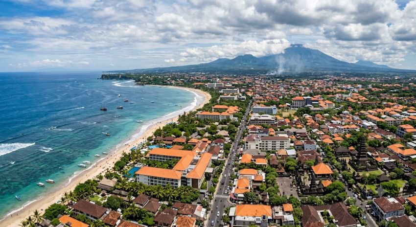 Cuaca Bali Hari Ini, Minggu 2 Agustus: Mayoritas Wilayah Cerah, Bangli Berawan