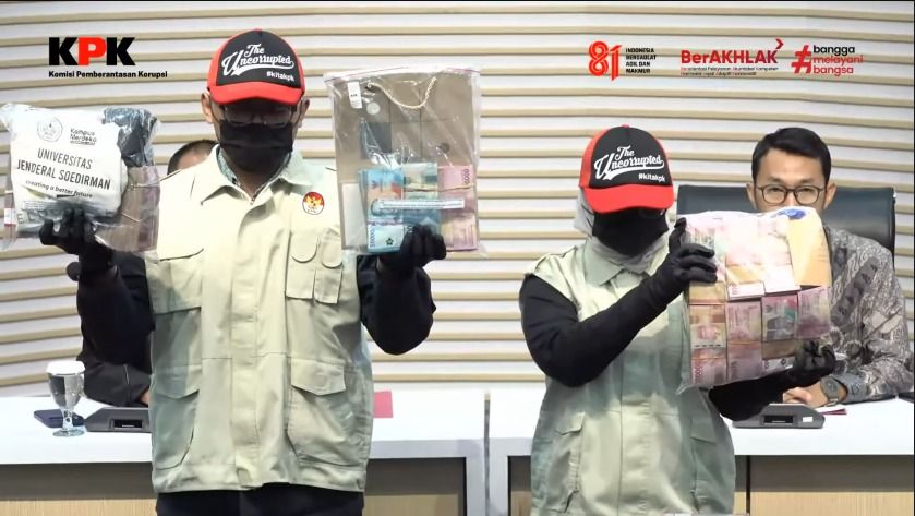 Total Rp764 Juta Disita, KPK Tahan 6 Tersangka Kasus Suap Penerimaan Maba Unsoed selama 20 Hari