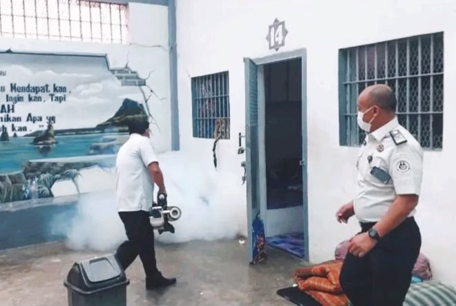 Lapas Binjai Lakukan Fogging di Area Hunian untuk Jaga Kesehatan Warga Binaan