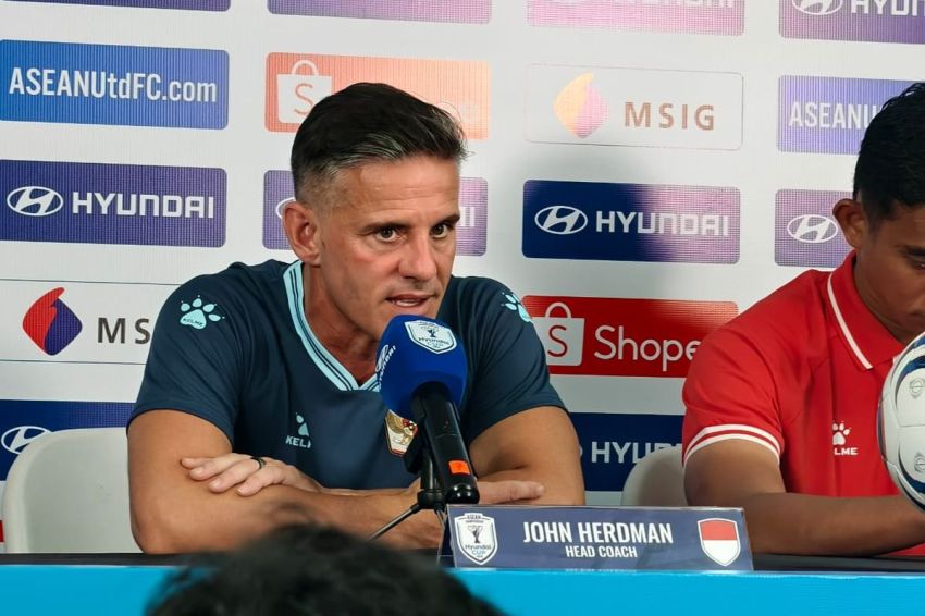 Herdman Pasang Target Wajib Menang Lawan Singapura, Garuda Terancam Angkat Koper!