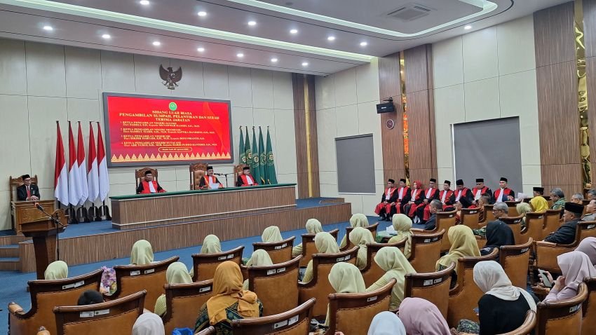 Delapan Ketua PN di Aceh Resmi Dilantik, Ini Pesan Tegas KPT Banda Aceh