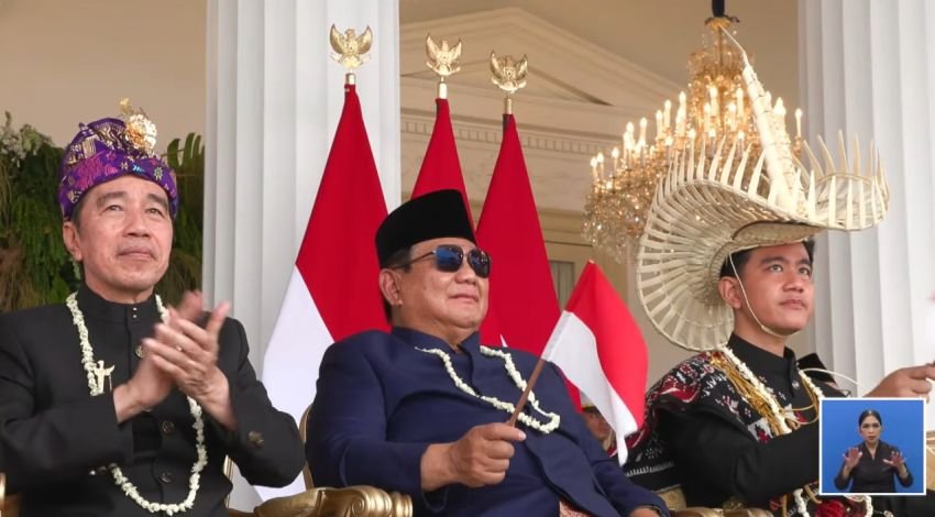 Prabowo Diapit Jokowi dan Gibran Saat Upacara HUT ke-81 RI, Istana: Bestie