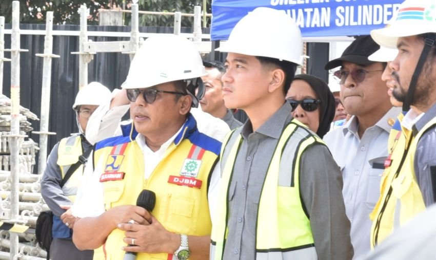 Tinjau Jembatan Teupin Mane, Wapres Gibran Tekankan Infrastruktur Pascabencana Harus Tangguh