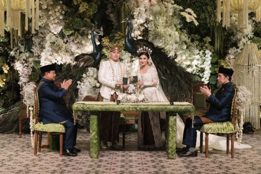 Prabowo dan Jokowi Jadi Saksi Akad Nikah Kasespri Rizky Irmansyah dan Chika Yenalovi