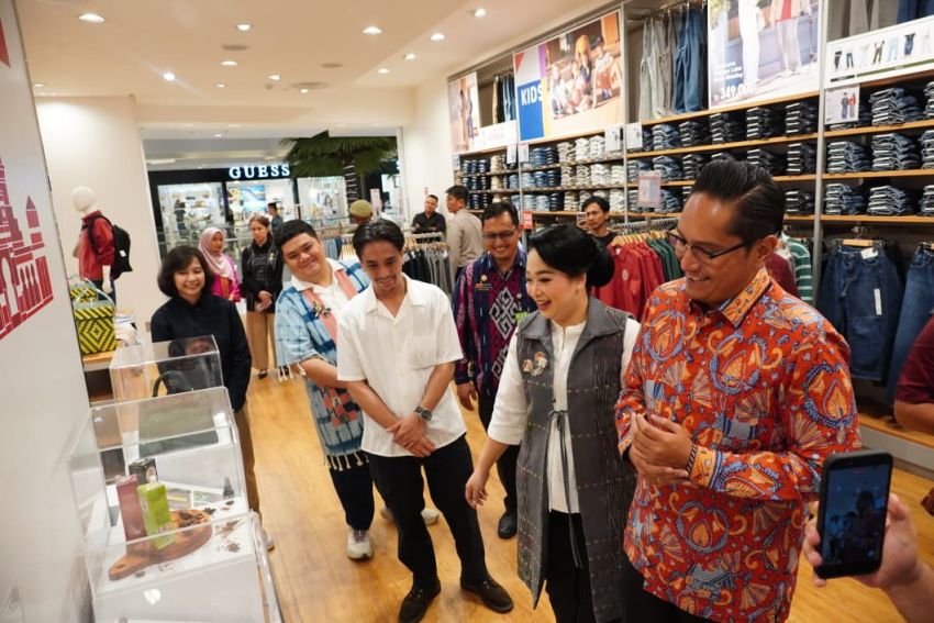 Pertama Kali! Produk UMKM Medan Tembus Etalase Uniqlo, Wali Kota Rico Waas: Kesempatan ke Pasar Lebih Luas
