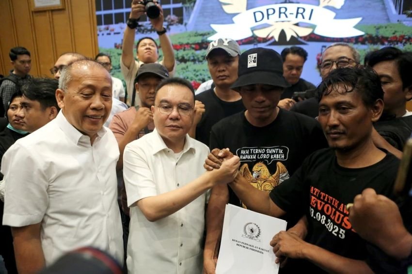 Sempat Diprotes Ojol karena 'Pulang Duluan', Massa AMPB Bongkar Alasan Krusial Tinggalkan Gedung DPR