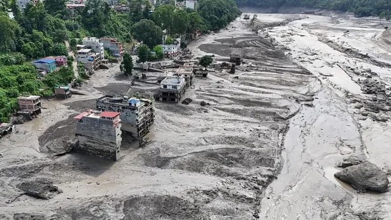 Di Tengah 626 Tewas dan 2.426 Hilang, Kemlu Pastikan 45 WNI di Nepal Masih Selamat