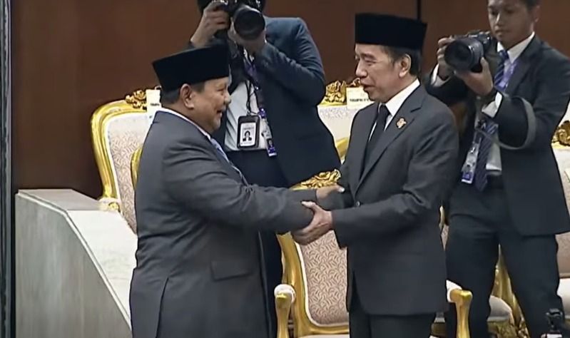 Jokowi Diam Saat Budi Arie Singgung Potensi Pemerintahan Prabowo Tak Sampai 2029