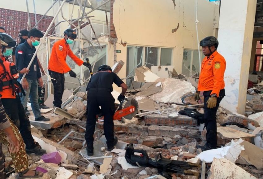 Update Gempa M7,7 NTT: 38 Tewas, Peringatan Tsunami Dicabut, 2.000 Warga Mengungsi Mandiri