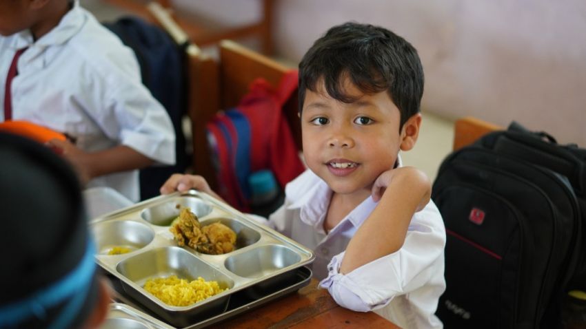 MK Beri Batas Waktu 2028, DPR Justru Desak Anggaran MBG Dipisah Mulai 2027