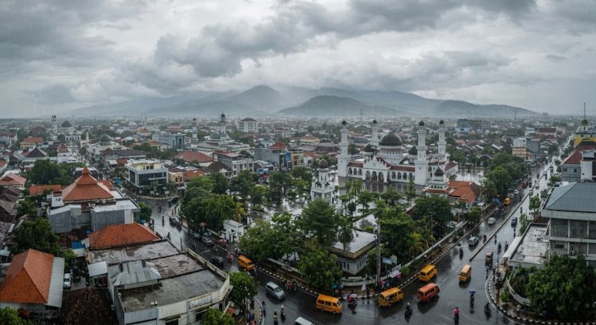 Cuaca Aceh Hari Ini, Minggu 16 Agustus 2026: Sejumlah Wilayah Berpotensi Hujan Ringan