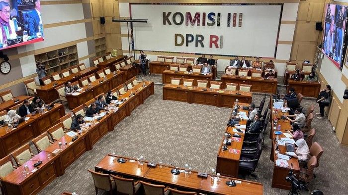 Dari 175 Pendaftar, DPR Kini Uji 19 Calon Hakim Agung dan 4 Calon Hakim Ad Hoc