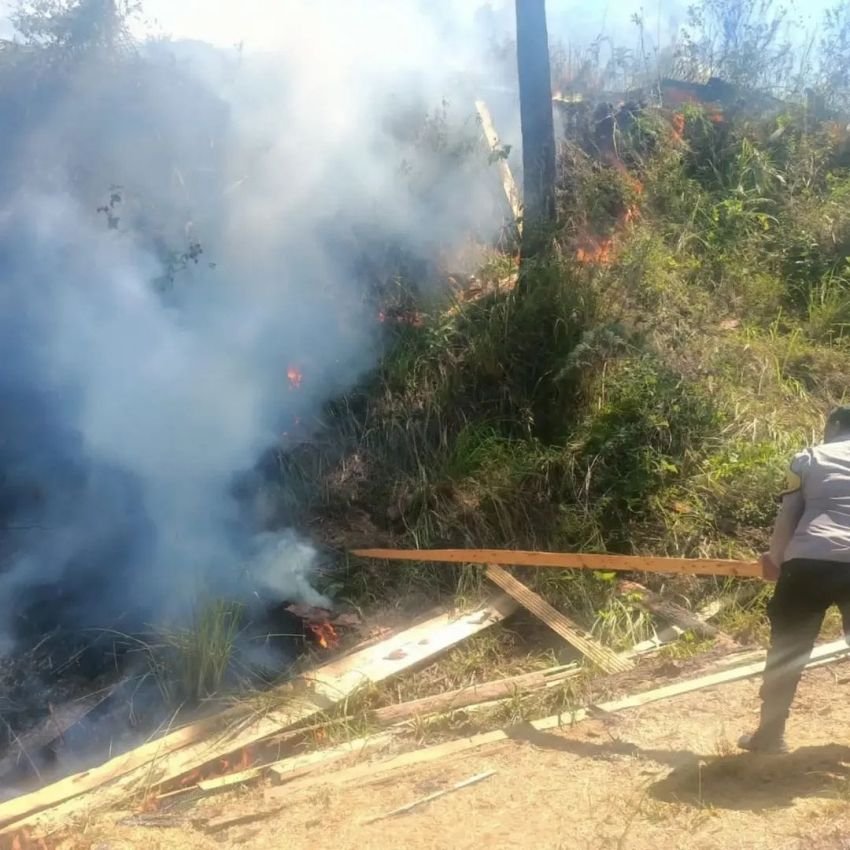 Nyaris Rambat ke Permukiman, Api Karhutla 50 Hektare di Kaki Gunung Burni Telong Akhirnya Berhasil Dijinakkan