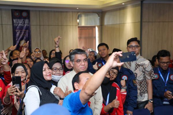 Menaker Perkuat Perlindungan Pekerja, JKP dan Peningkatan Kompetensi Jadi Fokus Utama