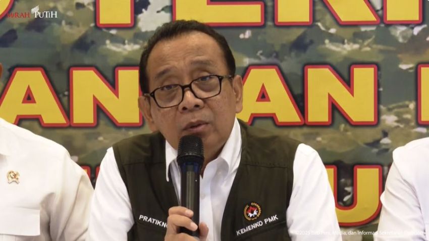 Diisukan Sakit dan Mundur, Pratikno Buktikan Diri Masih Bertugas di Bromo