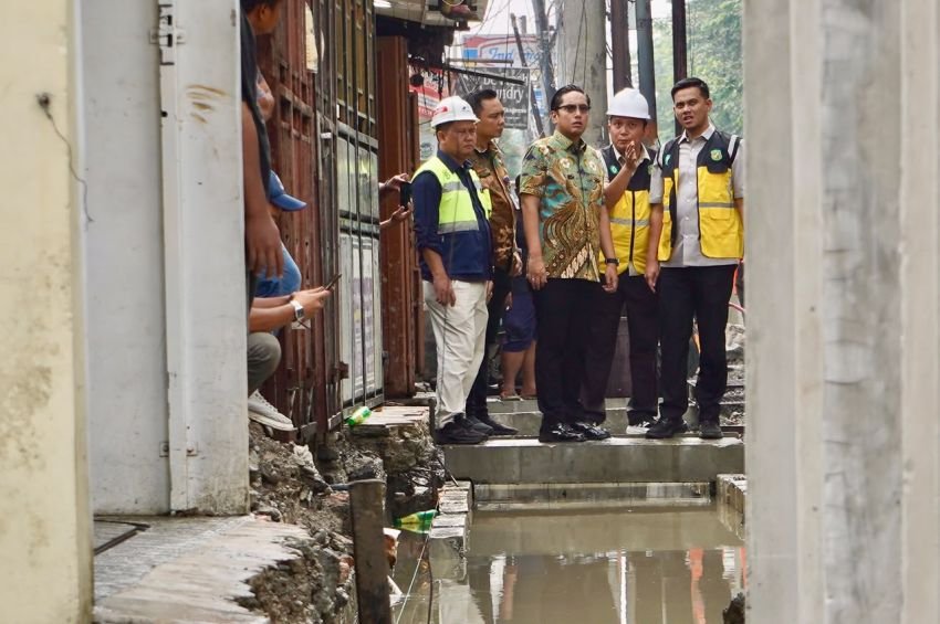 Drainase Jalan Gaperta Diperbesar, Rico Waas Harap Genangan dan Banjir Berkurang