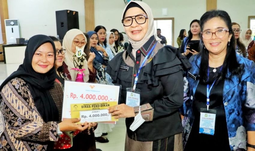 Bunda PAUD Simalungun Dorong Wajib Belajar 13 Tahun Dimulai dari PAUD: Jadi Fondasi Tumbuh Kembang Anak